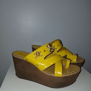 Yellow Wedge Skull Sandals